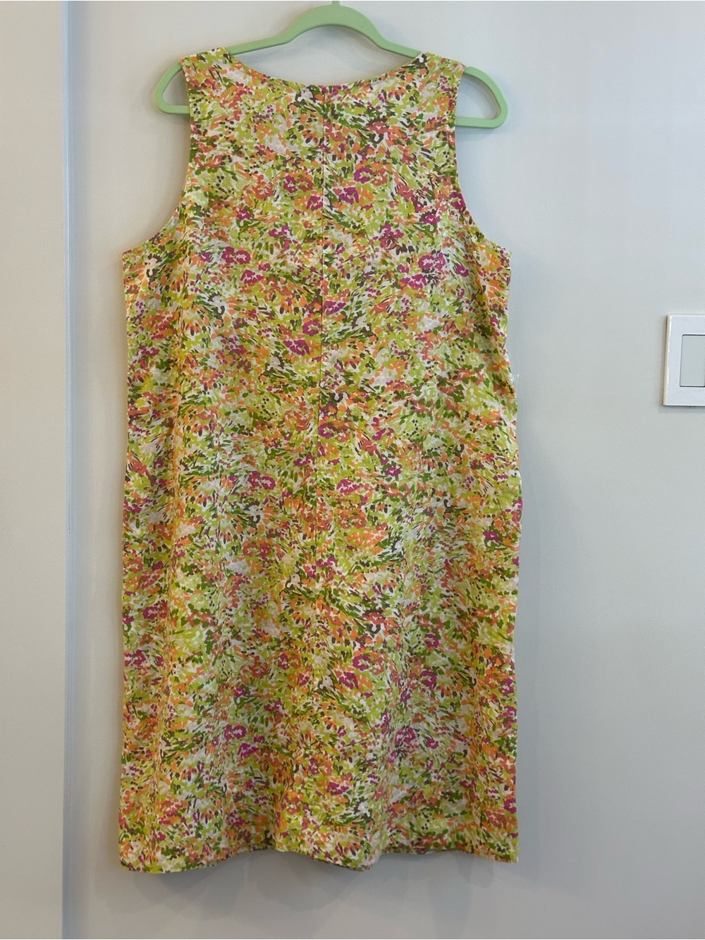 J. Jill Floral Print Sleeveless Dress in Green and Pink